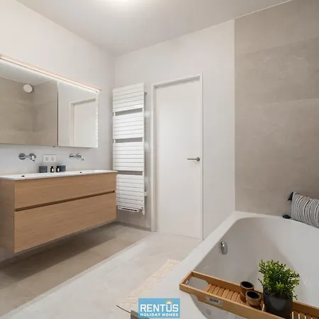 Lange Nelle Seaview - Unique With Views Of The Sea And Lighthouse Apartamento Ostend