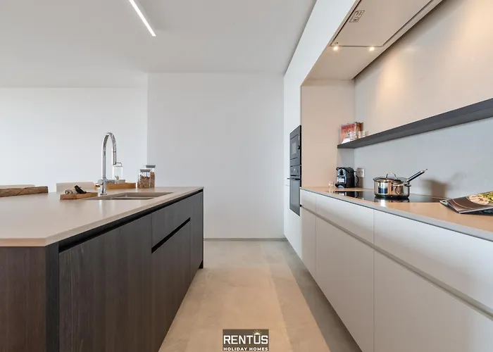 Lange Nelle Seaview - Unique With Views Of The Sea And Lighthouse