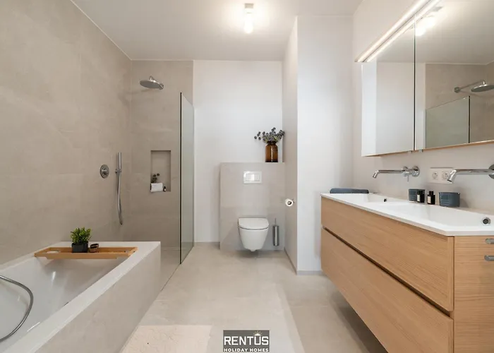 Lange Nelle Seaview - Unique With Views Of The Sea And Lighthouse